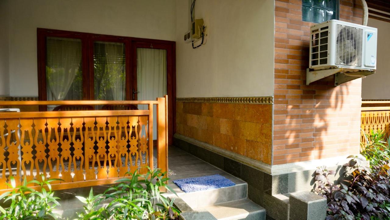 La Nusa Penida Homestay By Bijak Toyapakeh Exterior photo